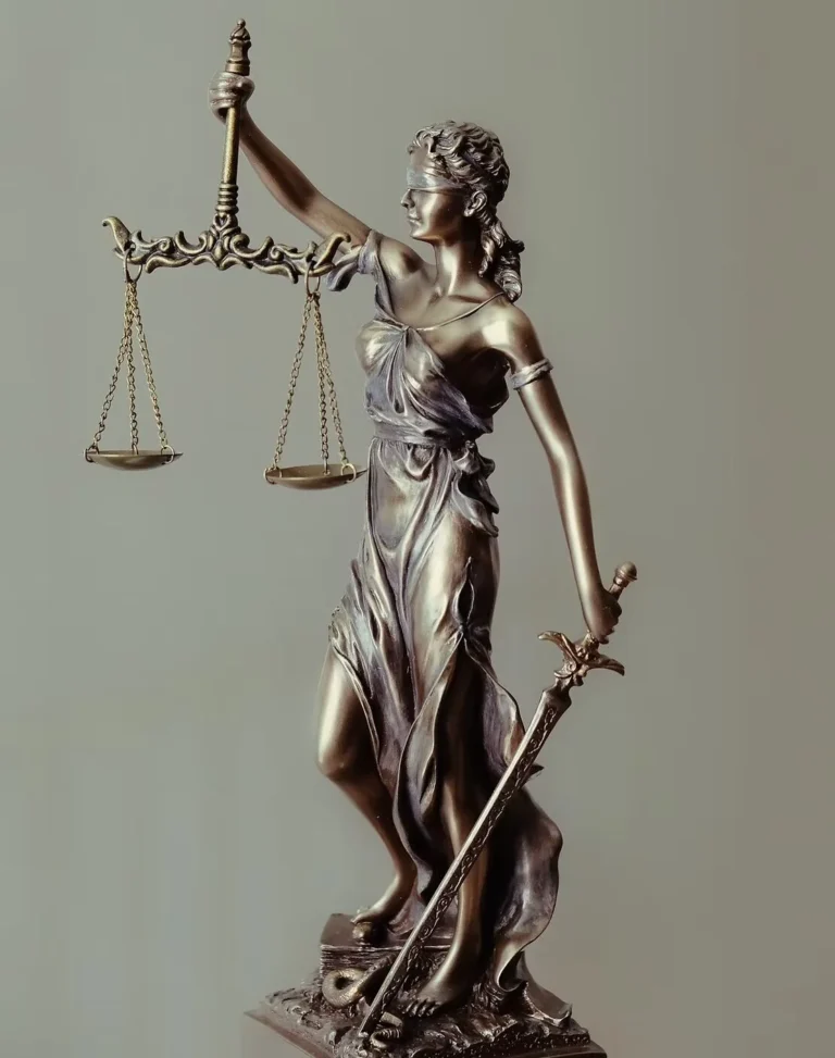 Enuncia Global’s Legal Translation Services: Precision, Compliance, and Trust