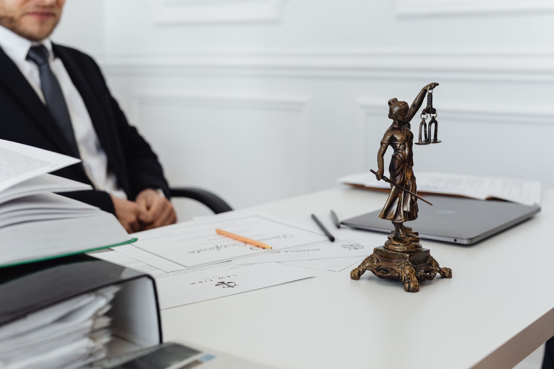 Legal Document Translation Services: What Courts, Lawyers and Businesses Should Check by Enuncia Global