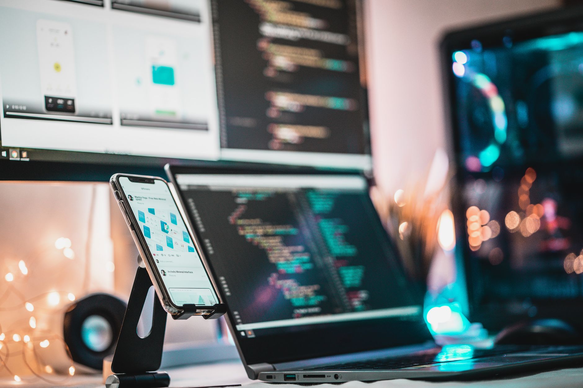 Website Localization Services in India: Checklist for Product Pages, Apps and Support Content mid image with Enuncia Global watermark