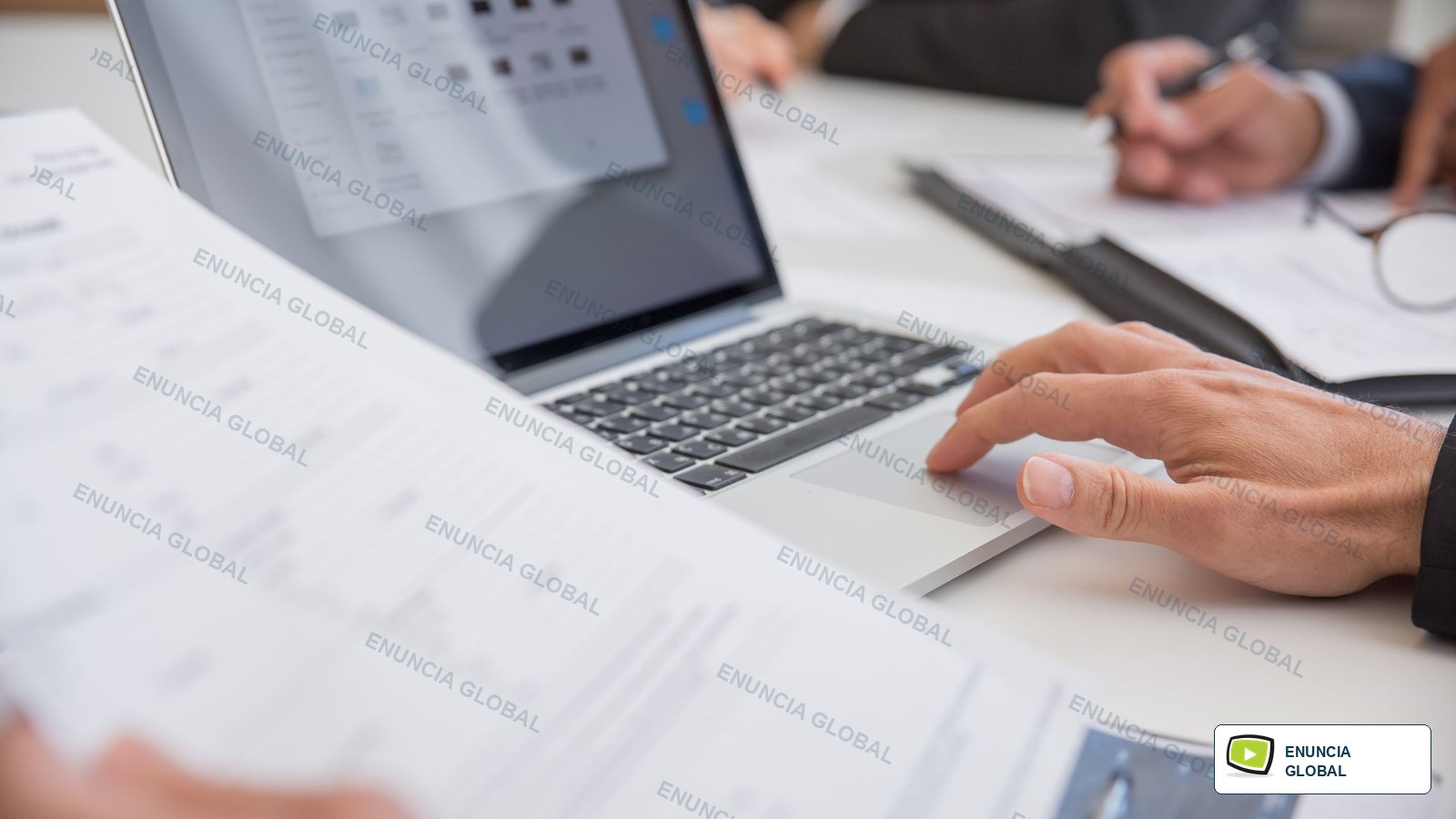 Translation services for documents and business communication by Enuncia Global