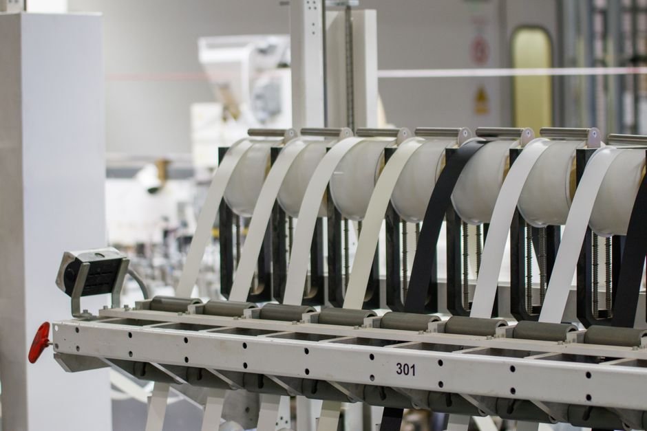 Manufacturing industry services visual for Enuncia Global